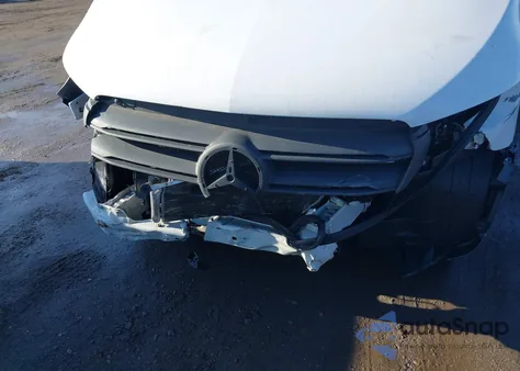 2025 Mercedes-Benz Sprinter 2500 High Roof 4-Cyl Diesel z USA, uszkodzony, nr VIN W1Y4KDHY8ST214552